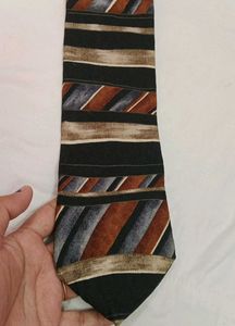 PURE SILK TIE