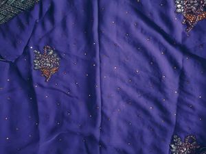 Saree With Unstitched Blouse..