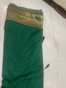 Elegant Green &amp; Gold Sari