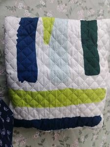 2 Small Cushions With Cover
