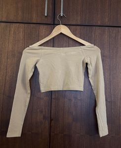 Off Shoulder Crop Top