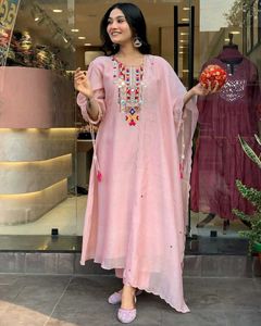 Pink Beautiful Chanderi Suit