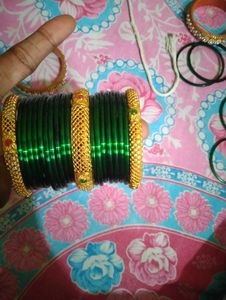 Bangles Set Green.