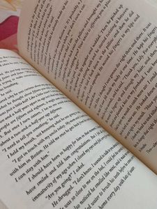 &#34;It Ends With Us&#34; by Colleen Hoover