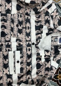 Old Navy Patterned Shirt like new condition