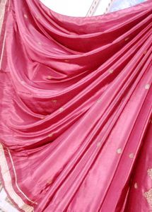 Elegant Red &amp; Gold Sari