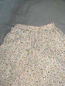 Floral Pleated Skirt