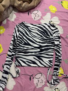 Urbanic New Drawstring Crop Top