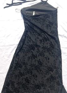 Brand New (NewMe) 🖤Floral Halter Neck Midi Dress