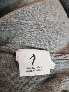 T-shirt Sweater