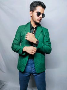 Green Colour Blazer, Size: Small, Model Height: 5ft 3 Inch