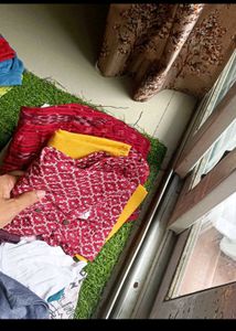 Clothing Bundle - 100 Pc