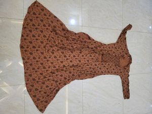 Crop Top And Long Sirkt