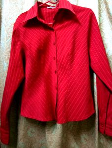 Red ♥️ Beautiful Shirt For Girls/Womens