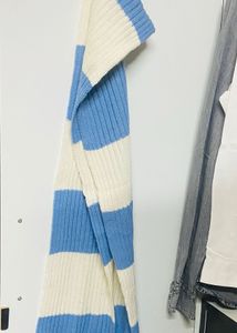 Woollen muffler
