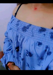 Off Shoulder Blue Top With Skinny Black Jeans Set.
