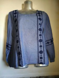 🎁Buy 1, Get 1 Free🎁Blue Embroidered Top Size S/M