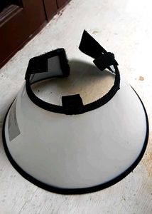 Cat / Small Pet Cone Collar [ New With Tag ]