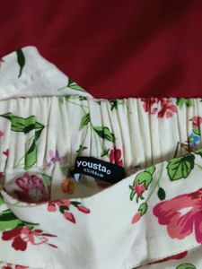 Floral Print Shorts with Belt