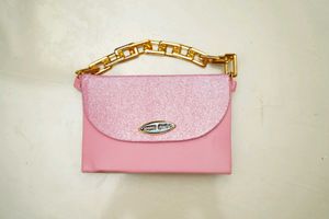 Gown Free Sling Bag