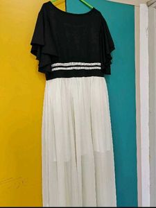 Elegant Black &amp; White Maxi Dress