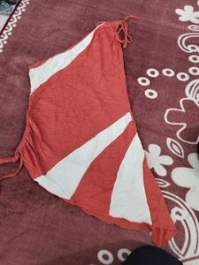 One Side Top