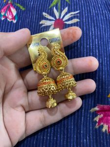 Golden Jhumki