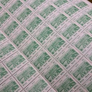 NEPAL FULL STAMP SHEET 10P SINGDARWAR (100 STAMPS)