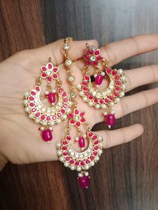 Pink Earrings And Tikka Jewellery Set