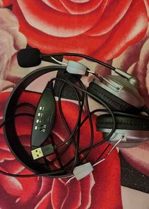 Zebronics Headphones With Adjustable Mic.