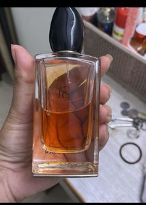 Giorgio Armani Si Perfume