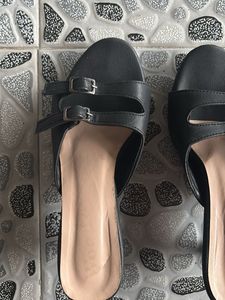 Black Mini Heel