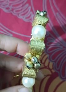 pearl and golden kada