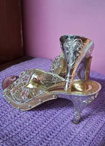 ON Sale Embroidery Heels