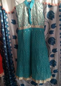 Girl Sut Very nice