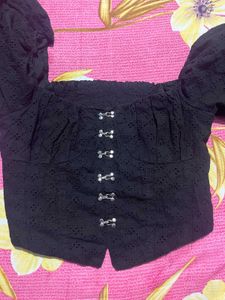 Chic Black Puff Sleeve Top