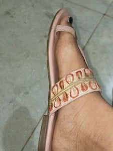 (Secret Gift Free) Pink Footwear.