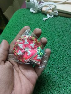 Laddu Gopal mukut