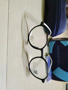 Eyewear Box - Stylish Blue Design