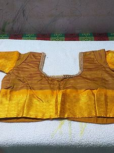 Meroon Checked Semi Soft silk Saree