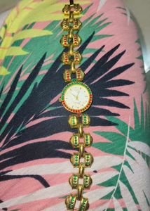 Stylish Gold- Stone Watch