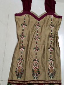 Rich Stylish Kurti For Ladies..