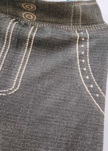Stylish Patterned Leggings