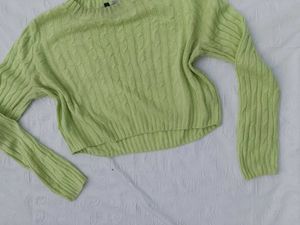 H&amp;m Cable Knit Cropped Sweater