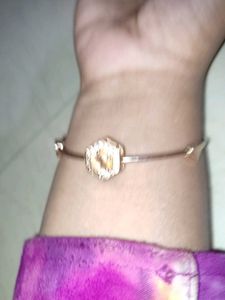 Elegant Bangle Bracelet