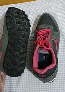 Grey-pink Sports Shoes