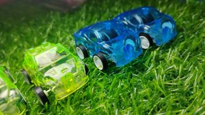 Mini Gear Car (Pack Of -12)
