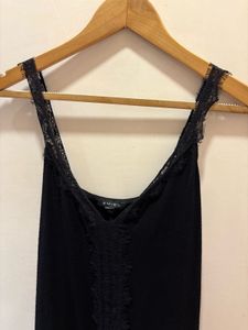 Amisu Beautiful Black Lace Trim Tank Top