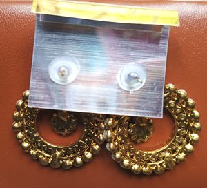 Dhwani Earrings