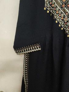 Elegant Embroidered Kurta